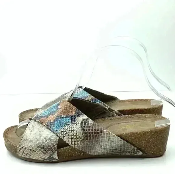 Natural soul sandals size 7.5 37.5 Kyra Flatforms