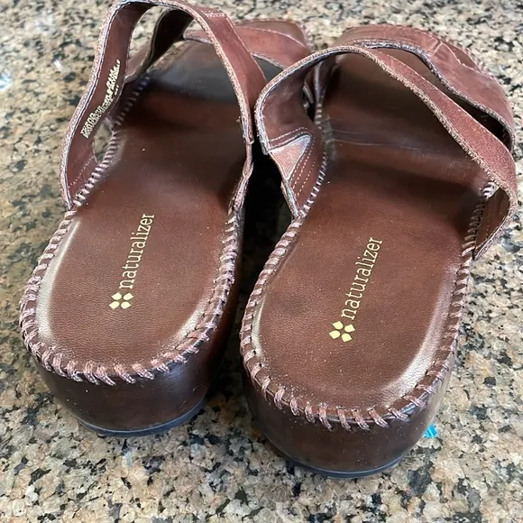 Naturalizer Brown Leather Block Heel Slide Sandels Size 8.5