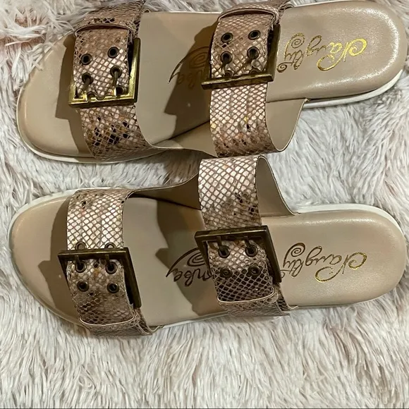 Naughty Monkey Hey Pony sandals sz 8 new