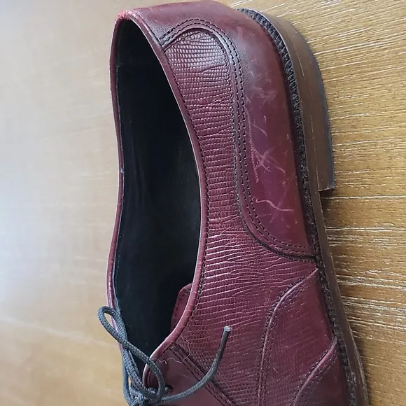 NEVER WORN  DIA DELL' ARIE  SHOES