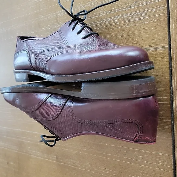 NEVER WORN  DIA DELL' ARIE  SHOES