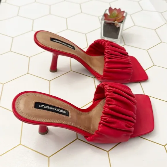 NEW $219 BCBGMAXAZRIA Dallas Red Ruched Heel mule sandals women size 6