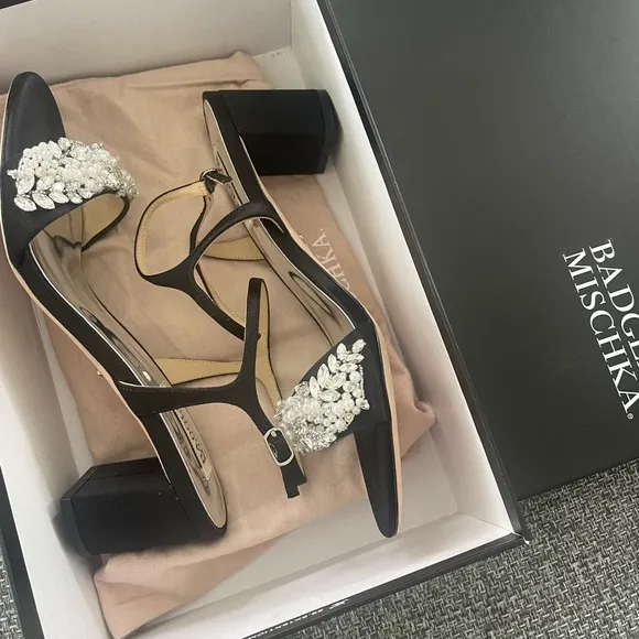 NEW Badgley Mischka Clair Black Satin Ankle Strap Crystal Pearl Heel Sandals