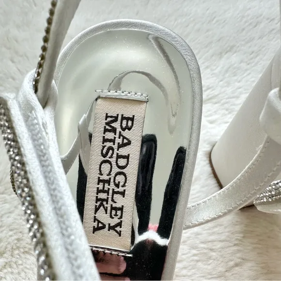 NEW!!! Badgley Mischka women platform shoes size 38 EU Authentic