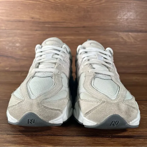 New Balance 9060 Suede Platform Sneakers Size 6.5Y Shoes