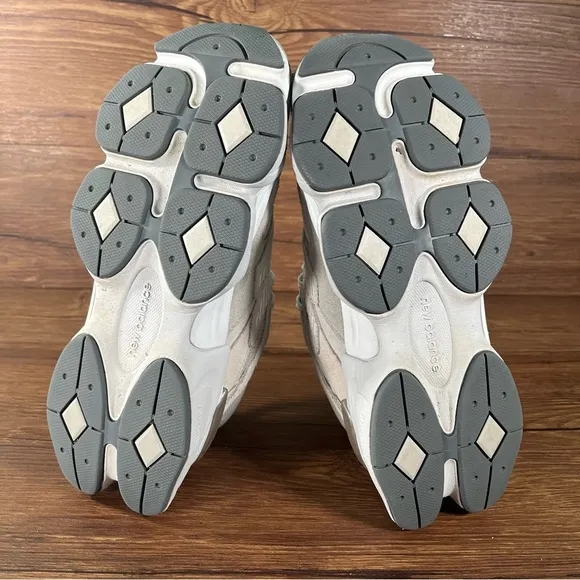 New Balance 9060 Suede Platform Sneakers Size 6.5Y Shoes