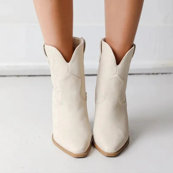 New! Beige Distressed Western Cowboy Block Heel Ankle Booties Boots
