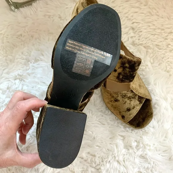 NEW CAbi Crushed Velvet Block Heels