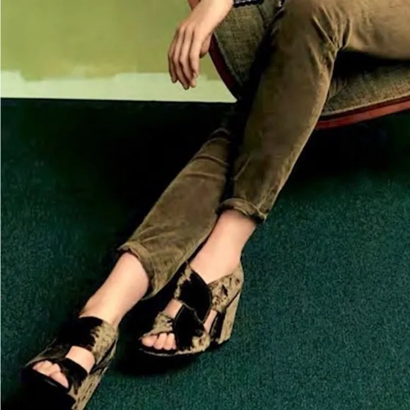 NEW CAbi Crushed Velvet Block Heels