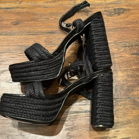 NEW! Chase &amp; Chloe Black Lorelie Platform Heeled Sandal - Size 8