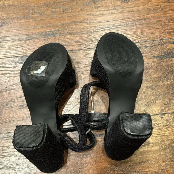 NEW! Chase &amp; Chloe Black Lorelie Platform Heeled Sandal - Size 8
