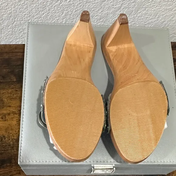 NEW Coach Navy Blue Turnlock Wooden Mule Kitten Heel Sandals Size 8.5