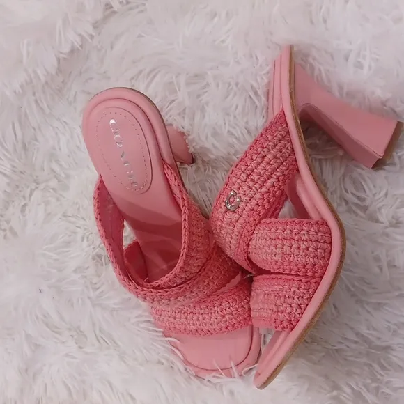 NEW COACH’s Quintin 60MM Crochet leather sculptural heel sandalsBarbie Pink