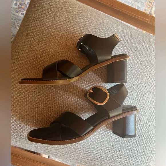 New Everlane the Italian leather block heel buckle sandal 7.5