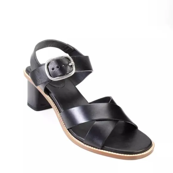 New Everlane the Italian leather block heel buckle sandal 7.5