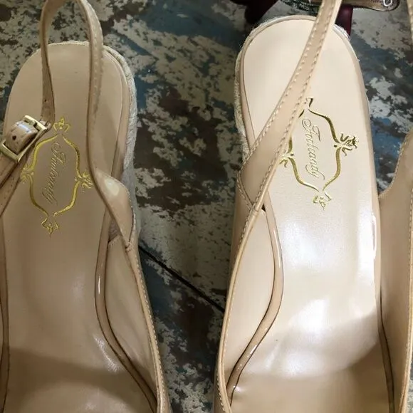 NEW Footcandy Costa Rica Nude Patent Leather Peep Toe Wedge Sandals NWT