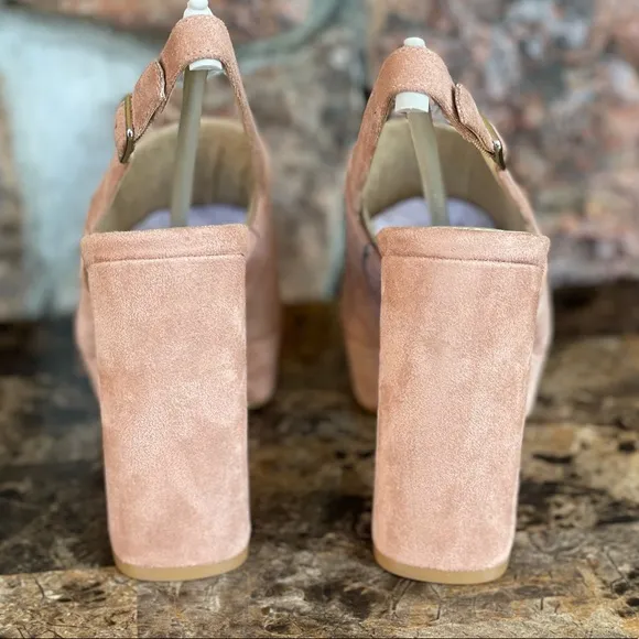 NEW  GUESS Caleesy Platform Dress Sandals