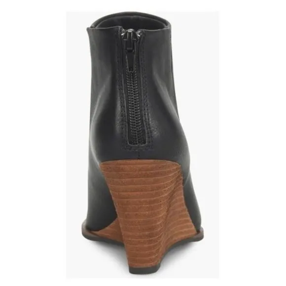 NEW! KORKS Black Oliana Wedge Bootie - Size 9