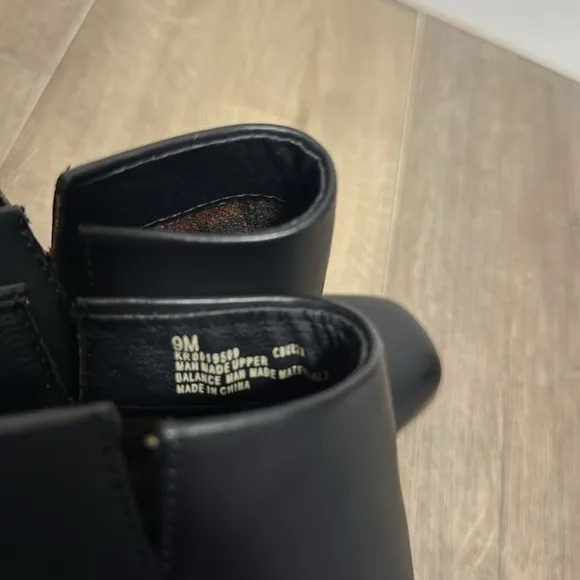 NEW! KORKS Black Oliana Wedge Bootie - Size 9