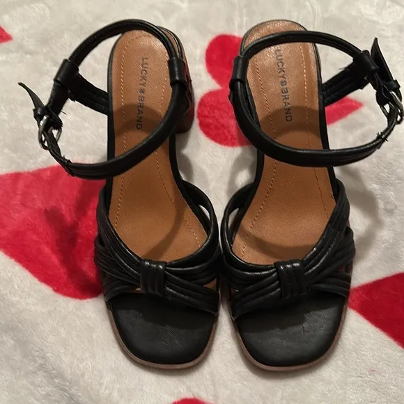New Lucky BrandWomen's Jolenne Adjustable Strap Block-Heel Sandals