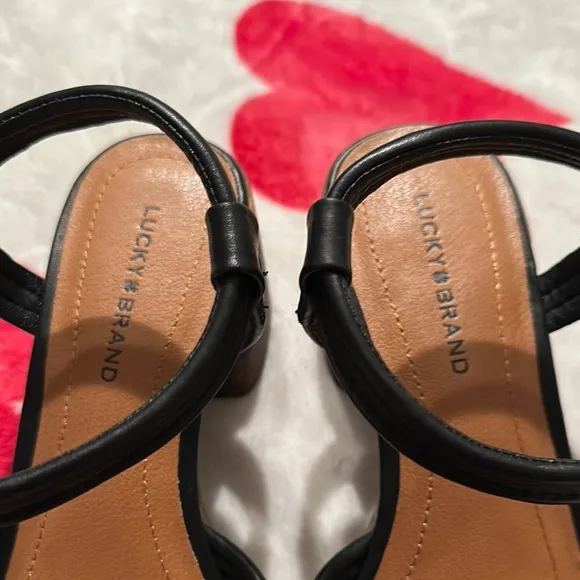 New Lucky BrandWomen's Jolenne Adjustable Strap Block-Heel Sandals