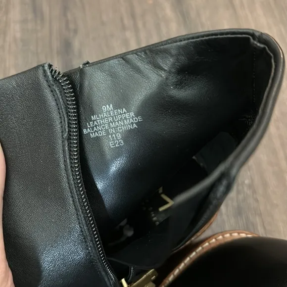New! Marc Fisher ML Haleena Black Leather Ankle Boots - Size 9