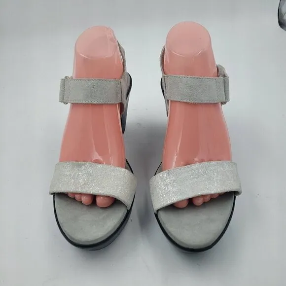 NEW Munro Willa Gray Silver Suede Block Heel Hook &amp; Loop Sandals Women's…