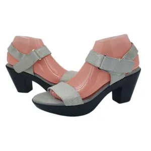 NEW Munro Willa Gray Silver Suede Block Heel Hook &amp; Loop Sandals Women's…
