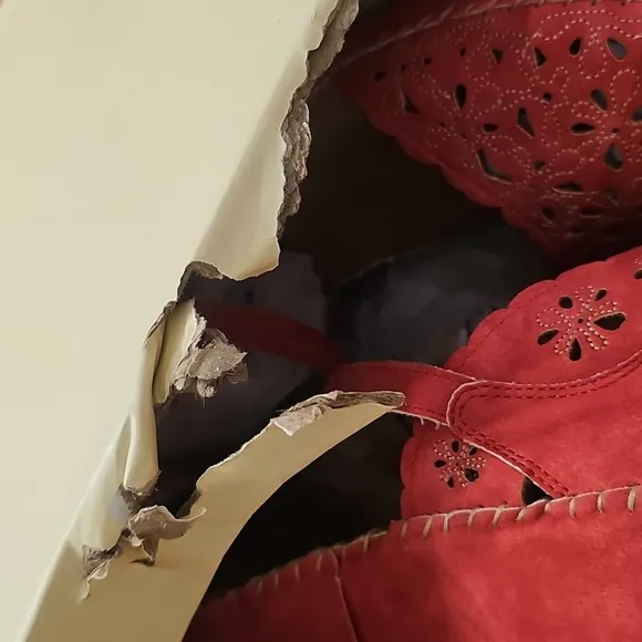 NEW Patrizia by Spring Shop Gennina Drd Red Eyelet Wedge Mary Jane Shoes 10.5/11