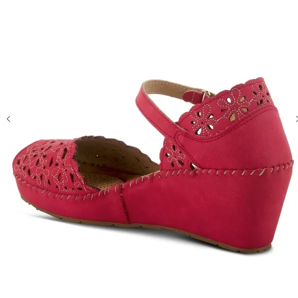 NEW Patrizia by Spring Shop Gennina Drd Red Eyelet Wedge Mary Jane Shoes 10.5/11
