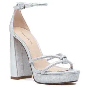 NEW! Pelle Moda Silver Metallic Suede Gillian Sandal - Size 7.5