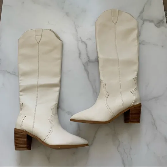 New Princess Polly Billini Novena faux leather white cowboy boots Size 10