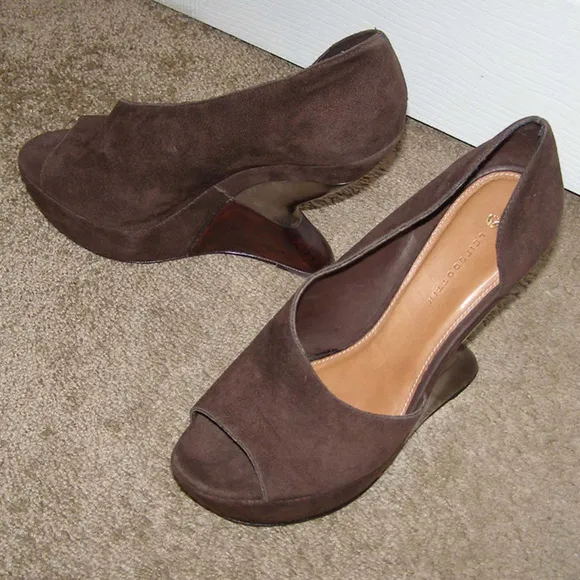 New sz 9 Leifsdottir Brown Suede Wedge Shoes