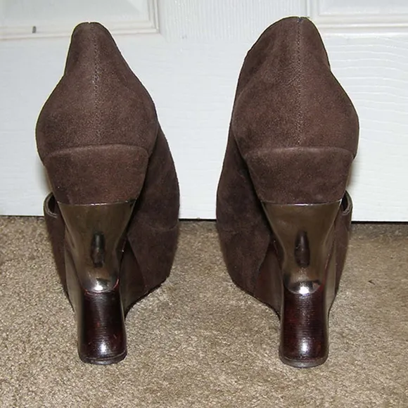 New sz 9 Leifsdottir Brown Suede Wedge Shoes