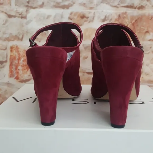 New Via Spiga Prim Leather Sandals