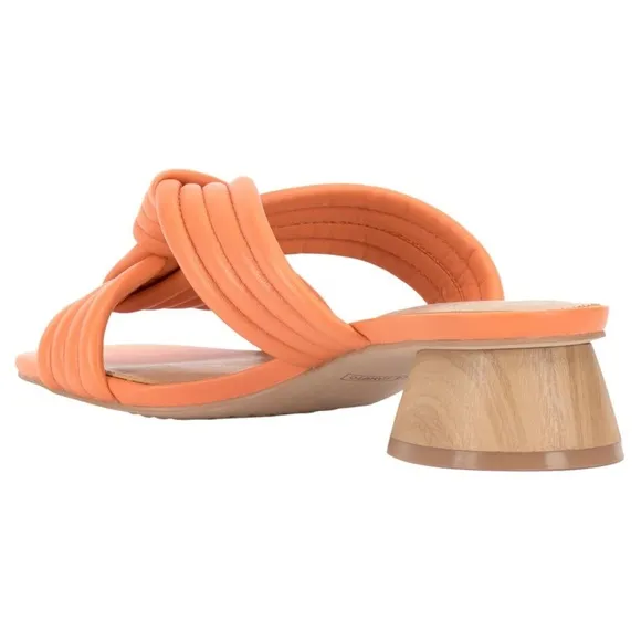 New! Vince Camuto Lomala Knotted Leather Dress Sandal Apricot Crush size 6.5
