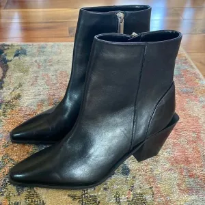NEW  Topshop  boots