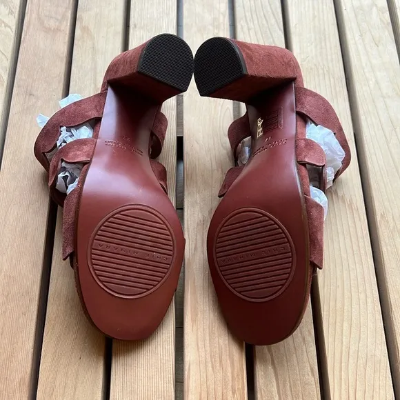 nib CHIE MIHARA Scalloped Block Heel Suede Sandals - Size 7
