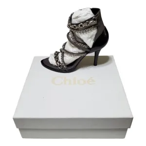 NIB Chloé Victoria Leather Chain Link Gladiator Sandals Heels Iguana Women's 8.5
