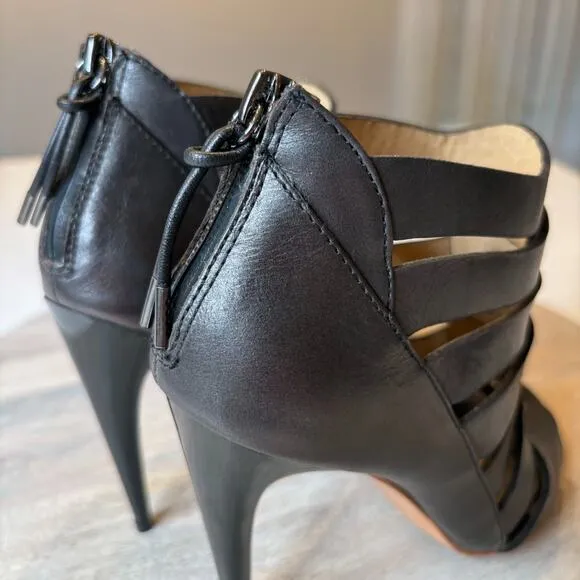 NIB L.A.M.B. by Gwen Stefani Black Leather Back Zip Shootie Heels Size 5.5 M