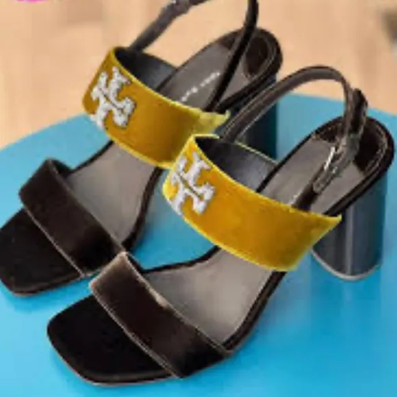 NIB Tory Burch Eleanor Heeled Velvet Sandals🫶🏻