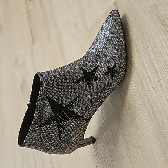 Nicholas Kirkwood Ankle Boot Shoes Gunmetal Pearl Heel Signature Silver Stars