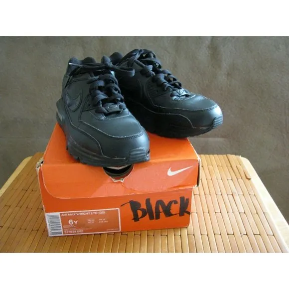 Nike Air Max Wright Girls Size US 6Y Shoes Black