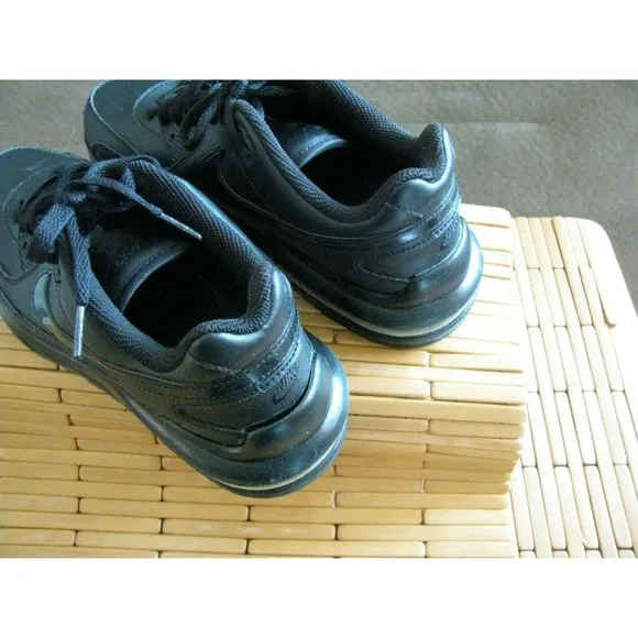 Nike Air Max Wright Girls Size US 6Y Shoes Black