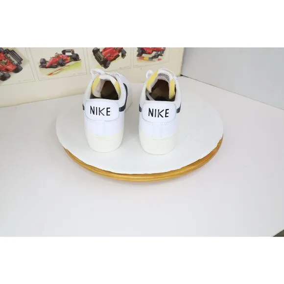 Nike Blazer Low Platform Shoes DJ0292-101 Size 11 Women's White / Black