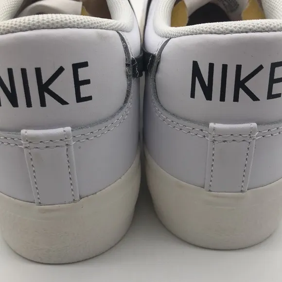 Nike Blazer Low Platform White Black Sail DJ0292-101 USED R-Mark Sz 9