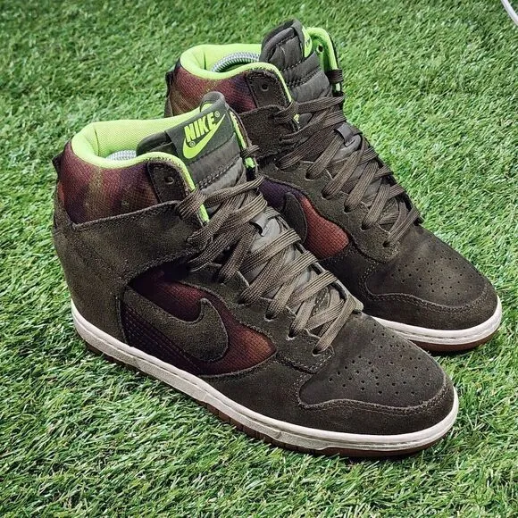 NIKE DUNK SKY HI - Womens Wedge - SIZE 8