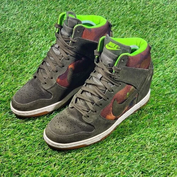 NIKE DUNK SKY HI - Womens Wedge - SIZE 8