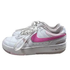 Nike Gamma Force Sneakers Womens Size 7 White/Playful Pink