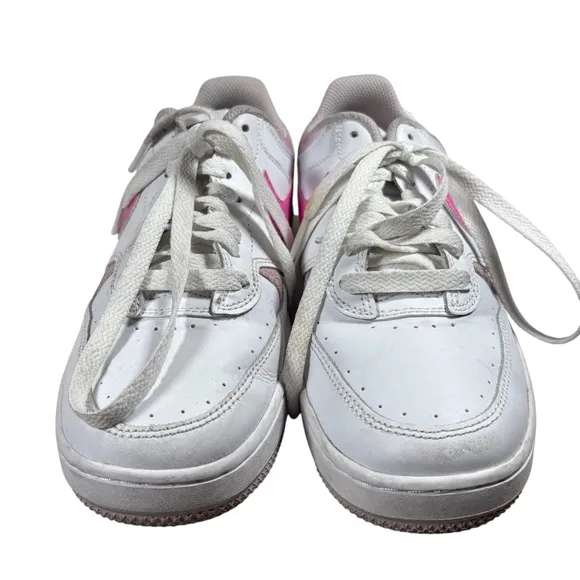 Nike Gamma Force Sneakers Womens Size 7 White/Playful Pink